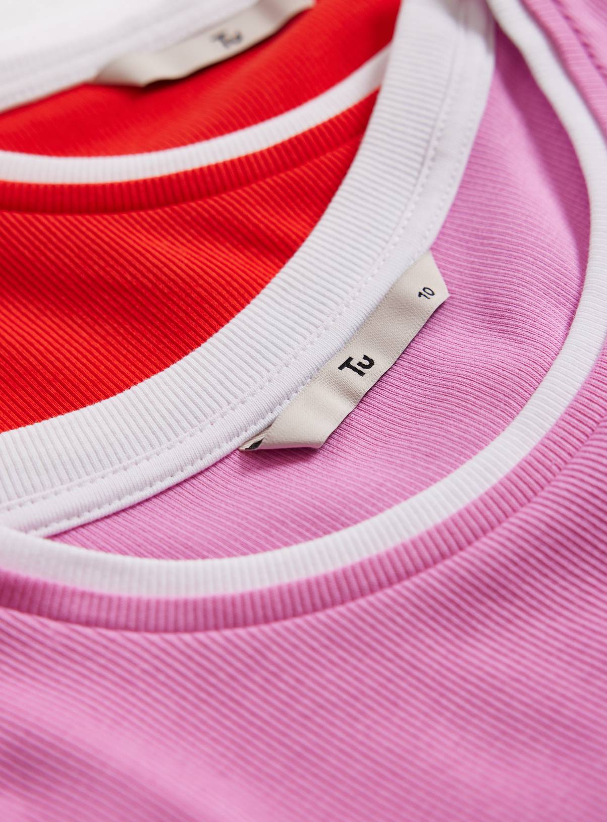 Red & Pink Mock Layer Vests 2 Pack 8 - Image 4